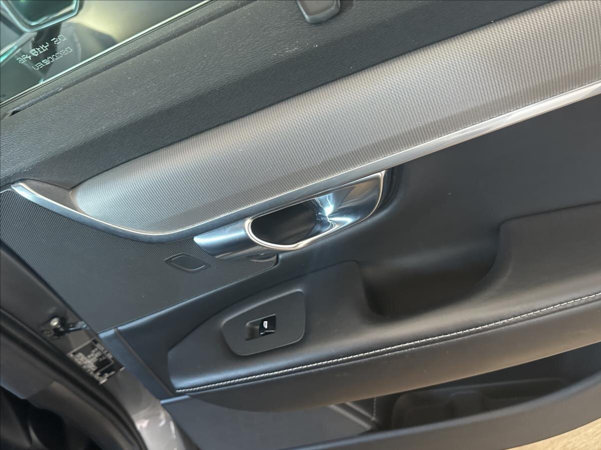 Volvo V90 Kombi 2,0 l 140 kw