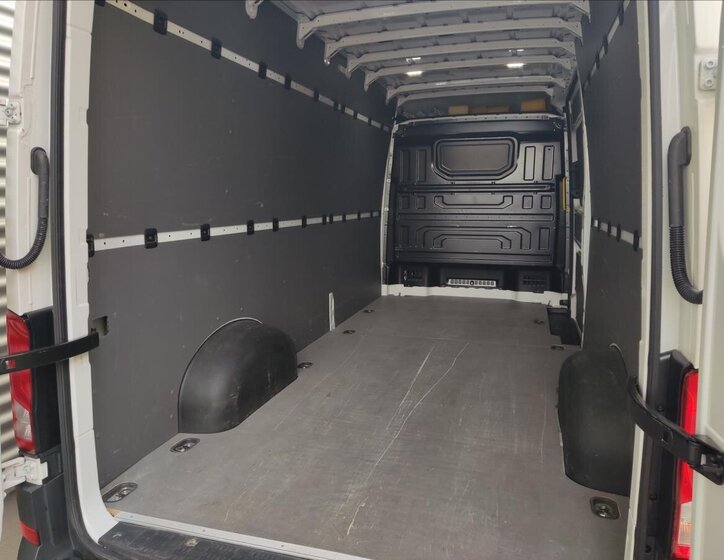 Volkswagen Crafter 26