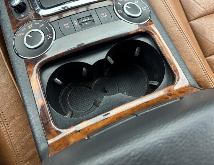 Volkswagen Touareg SUV / Terénní 3,0 l 165 kw