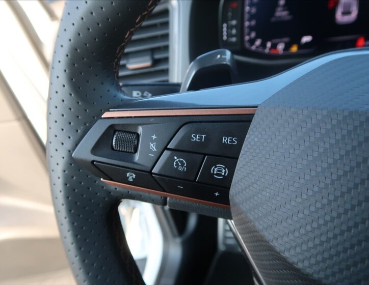 Cupra Ateca SUV / Terénní 1,5 l 110 kw