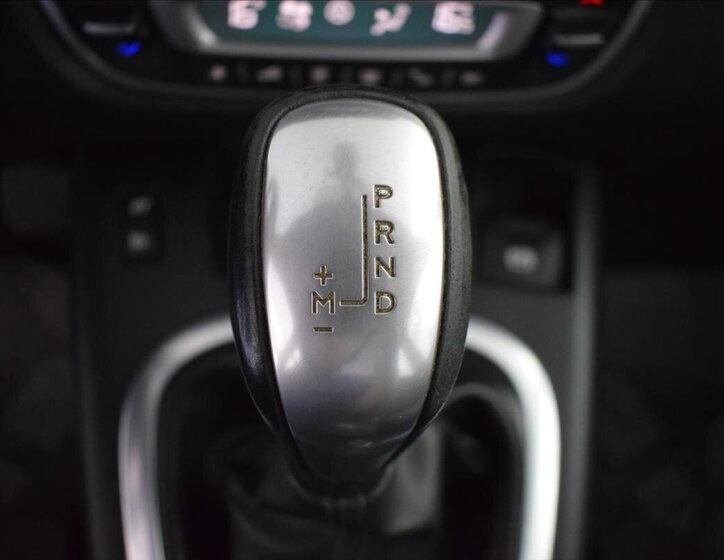 Renault Scénic MPV 1,5 l 81 kw