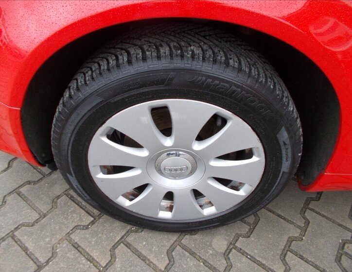 Audi A4 Sedan / Limuzína 2,0 l 103 kw