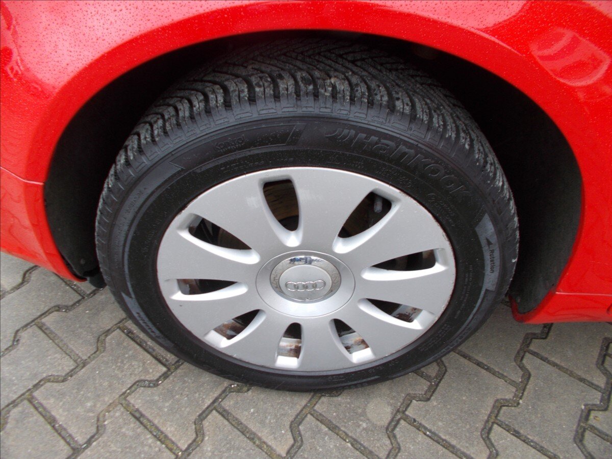 Audi A4 Sedan / Limuzína 2,0 l 103 kw
