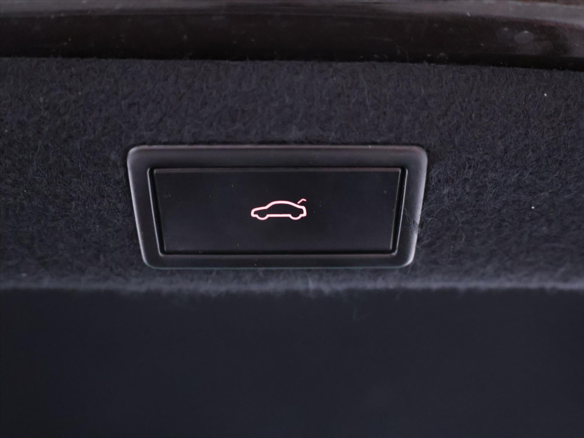 Škoda Superb Liftback 2,0 l 110 kw