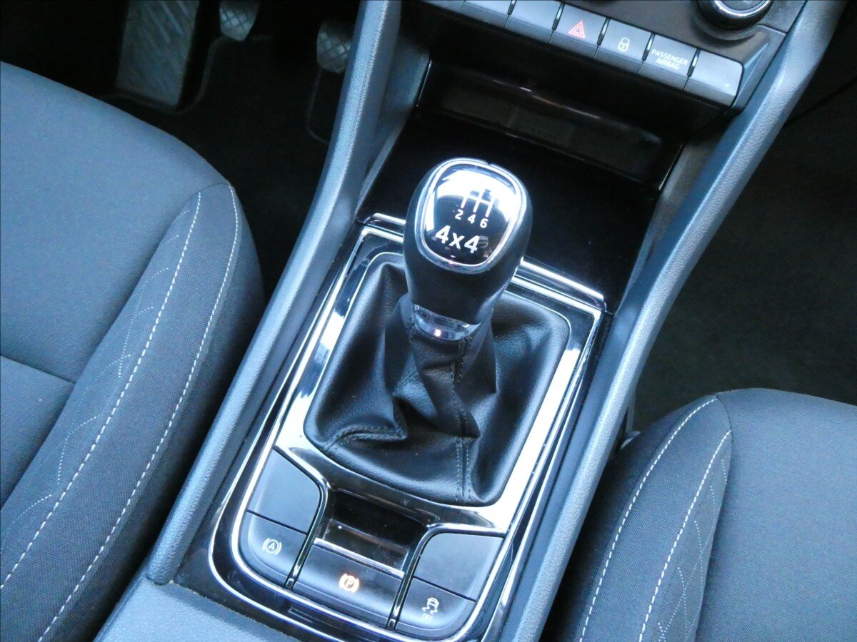 Škoda Karoq SUV / Terénní 2,0 l 110 kw