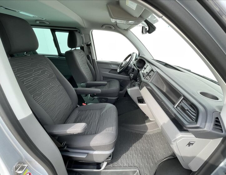 Volkswagen Caravelle VAN / Minibus 2,0 l 110 kw