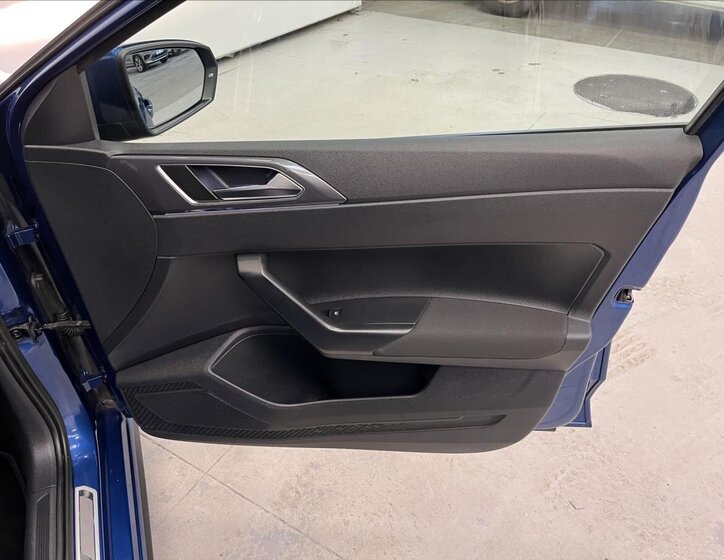 Volkswagen Polo Hatchback 1,5 l 110 kw