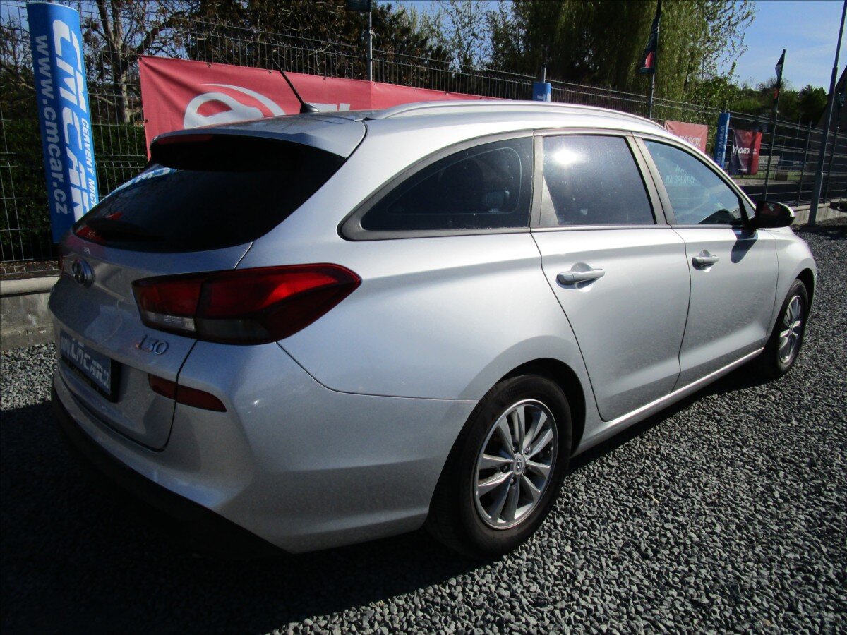 Hyundai i30 Kombi 1,6 l 81 kw