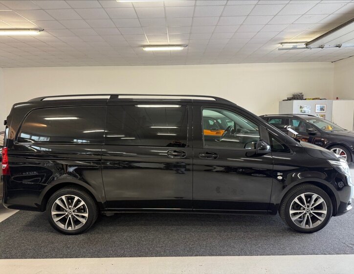 Mercedes-Benz Vito 4