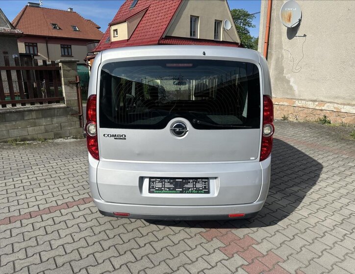 Opel Combo Kombi 1,6 l 66 kw