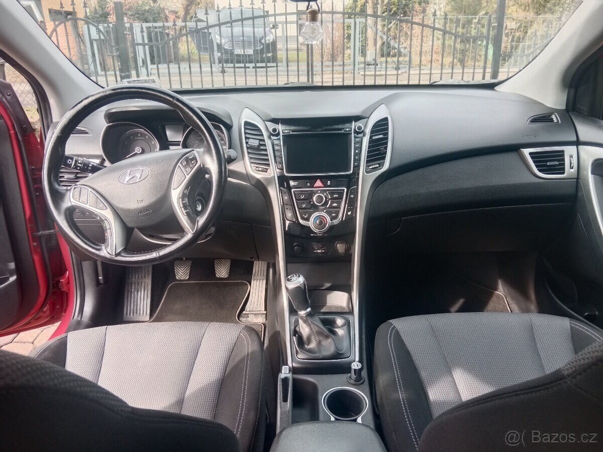 Hyundai i30 Kombi 0,0 88 kw