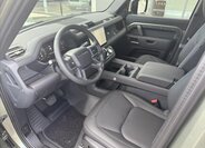 Land Rover Defender SUV 3,0 l 184 kw