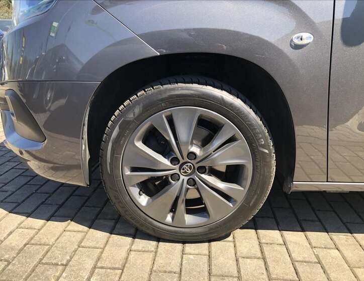 Toyota ProAce City Verso Kombi 1,5 l 96 kw