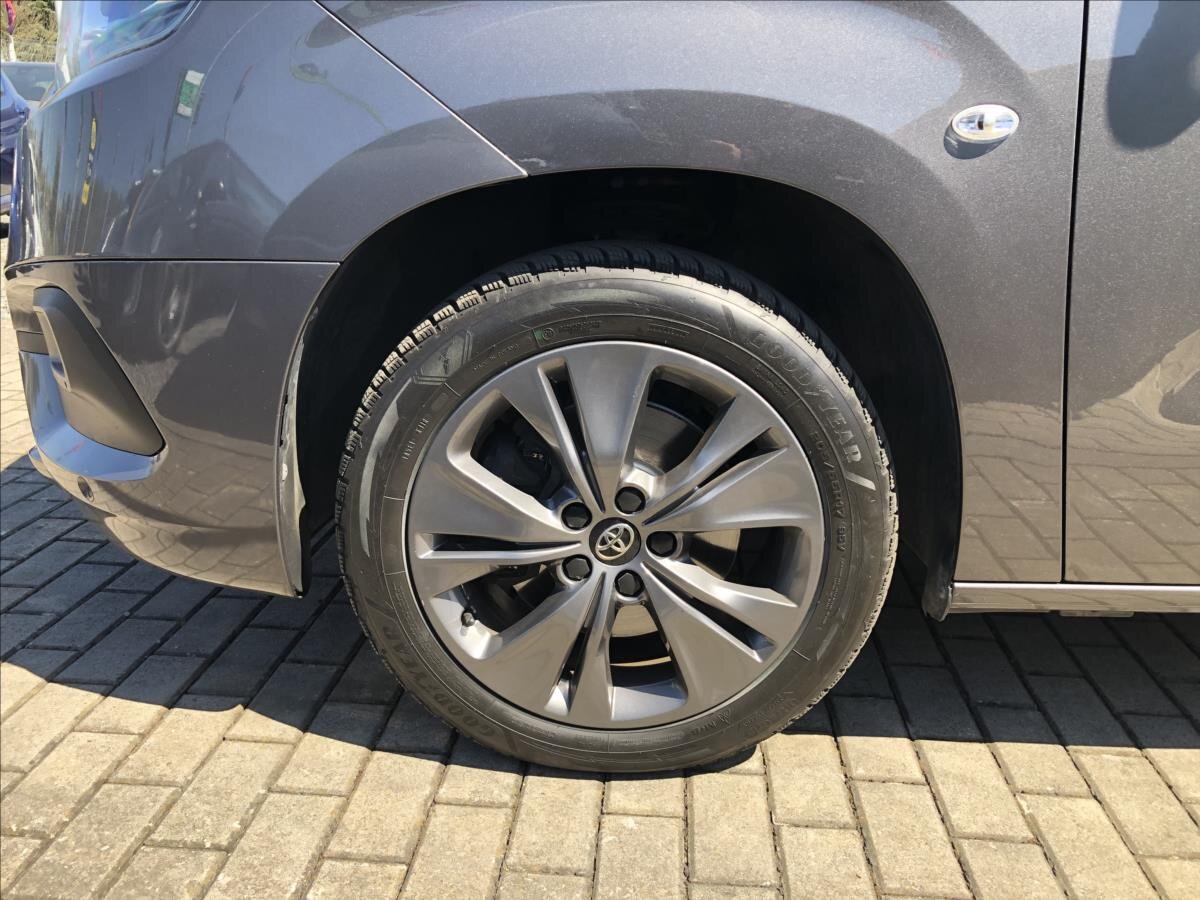 Toyota ProAce City Verso Kombi 1,5 l 96 kw