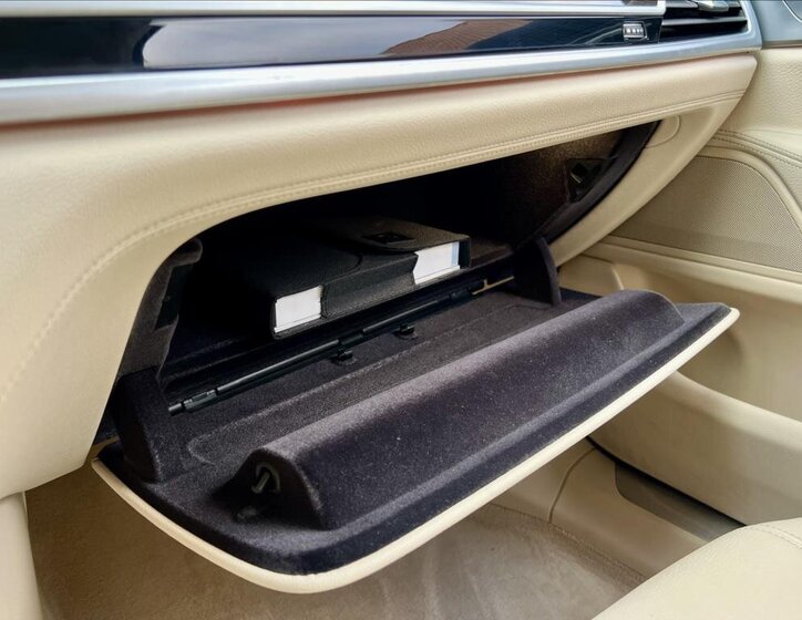 BMW Řada 7 Ostatní 3,0 l 210 kw