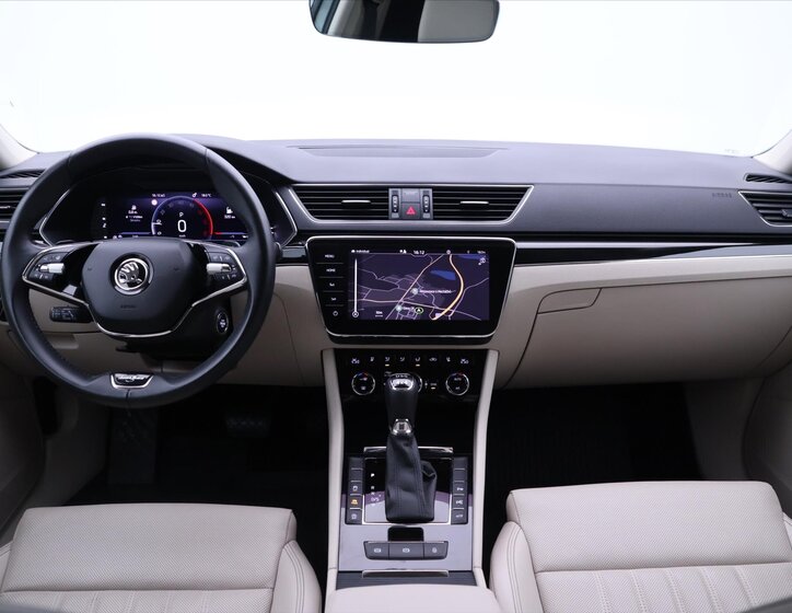 Škoda Superb Liftback 2,0 l 147 kw