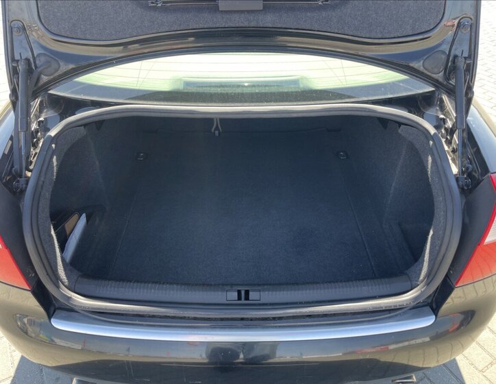 Audi A4 Sedan / Limuzína 1,8 l 110 kw