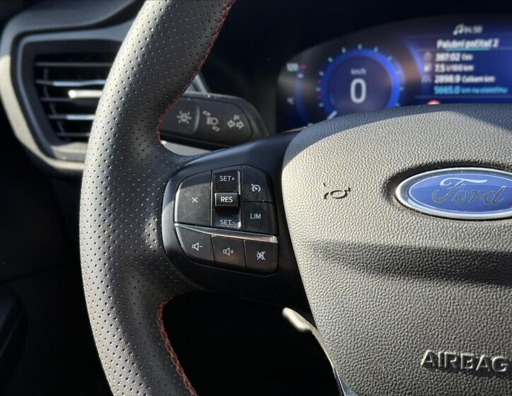 Ford Kuga SUV 2,5 l 140 kw