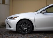 Lexus ES 300h 3