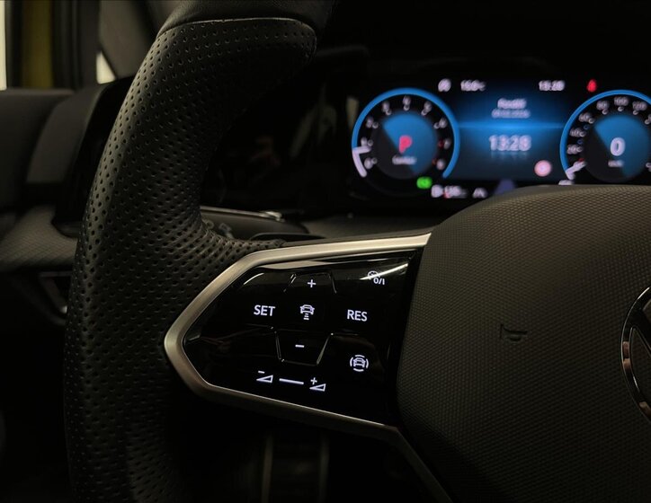 Volkswagen Golf Hatchback 1,5 l 110 kw