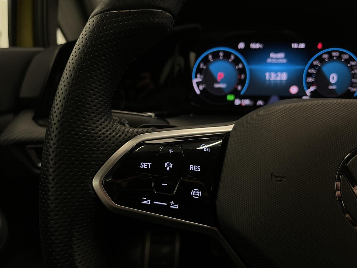 Volkswagen Golf Hatchback 1,5 l 110 kw