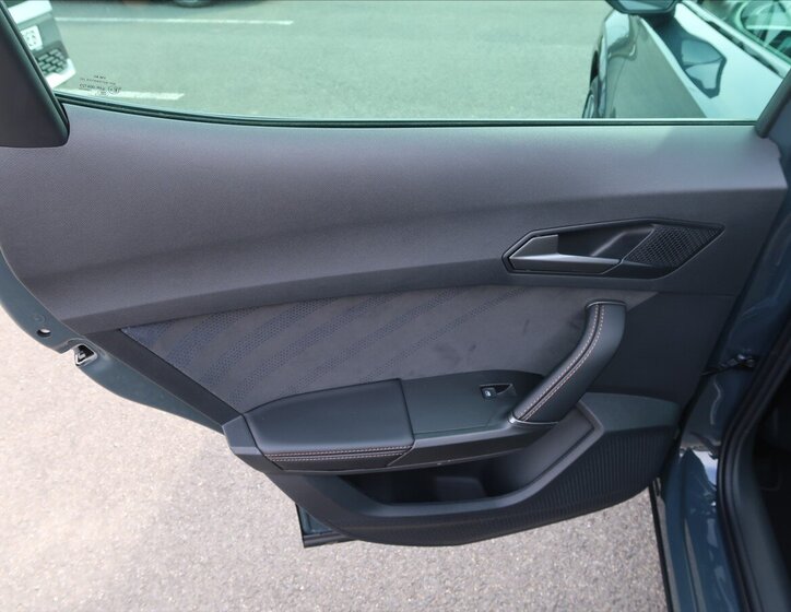 Cupra Formentor SUV / Terénní 2,0 l 195 kw