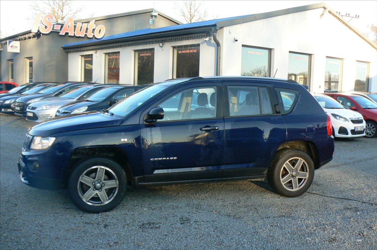 Jeep Compass SUV / Terénní 2,1 l 100 kw