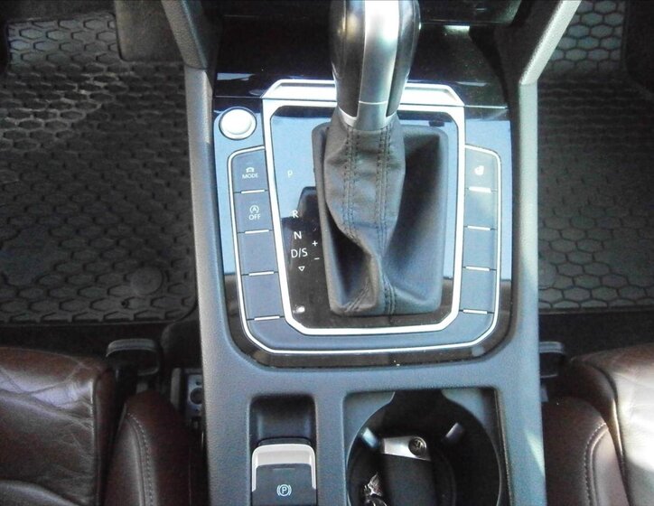 Volkswagen Passat Kombi 2,0 l 110 kw