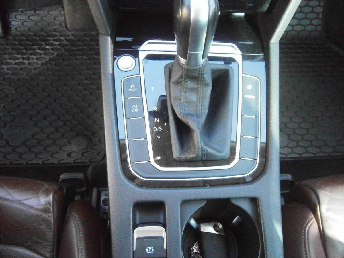 Volkswagen Passat Kombi 2,0 l 110 kw