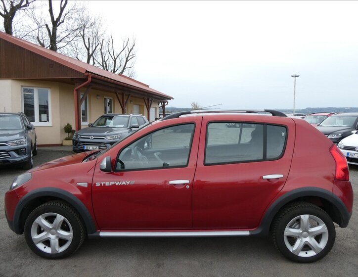 Dacia Sandero Hatchback 1,6 l 64 kw