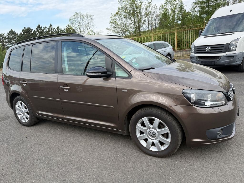 Volkswagen Touran Kombi 1,6 l 77 kw