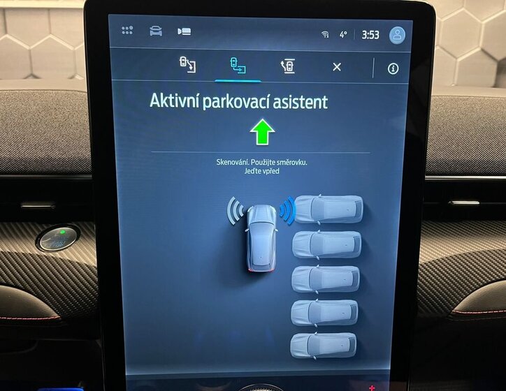 Ford Mustang Mach-E SUV / Terénní 0,0 198 kw