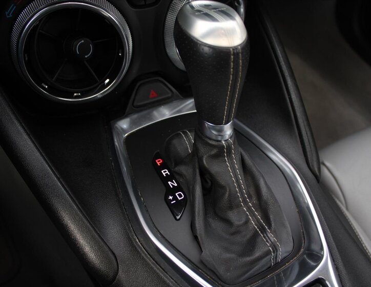 Chevrolet Camaro Kupé 6,2 l 339 kw