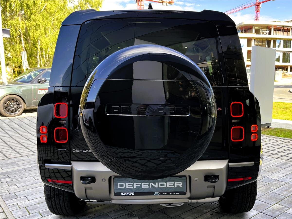 Land Rover Defender SUV 3,0 l 183 kw