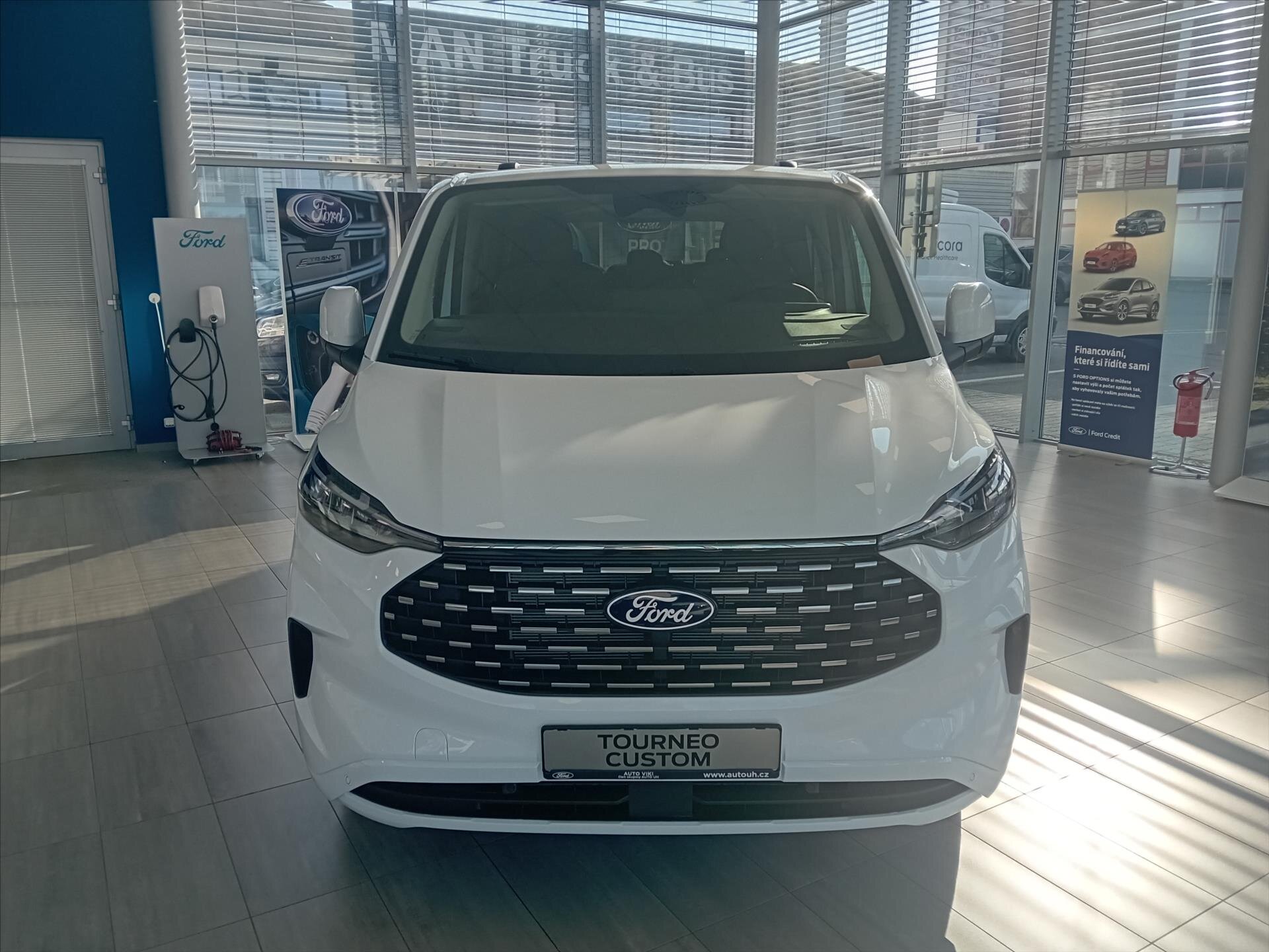 Ford Tourneo Custom Kombi 2,0 l 110 kw