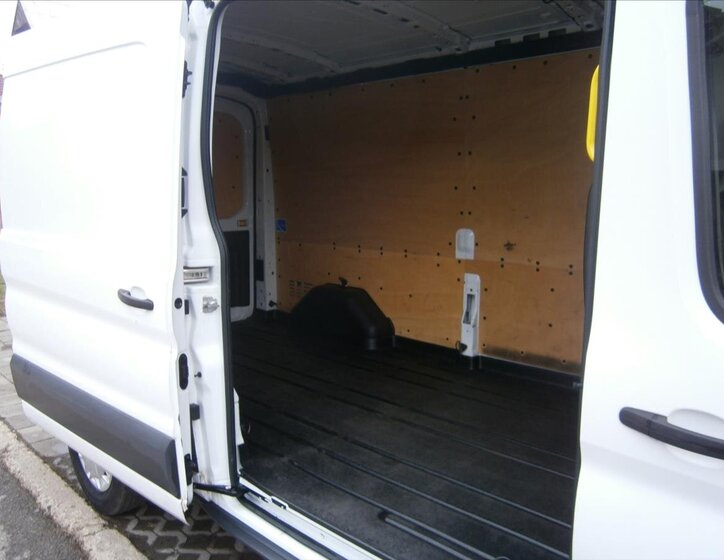 Ford Transit 10