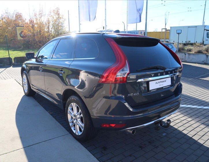 Volvo XC60 7