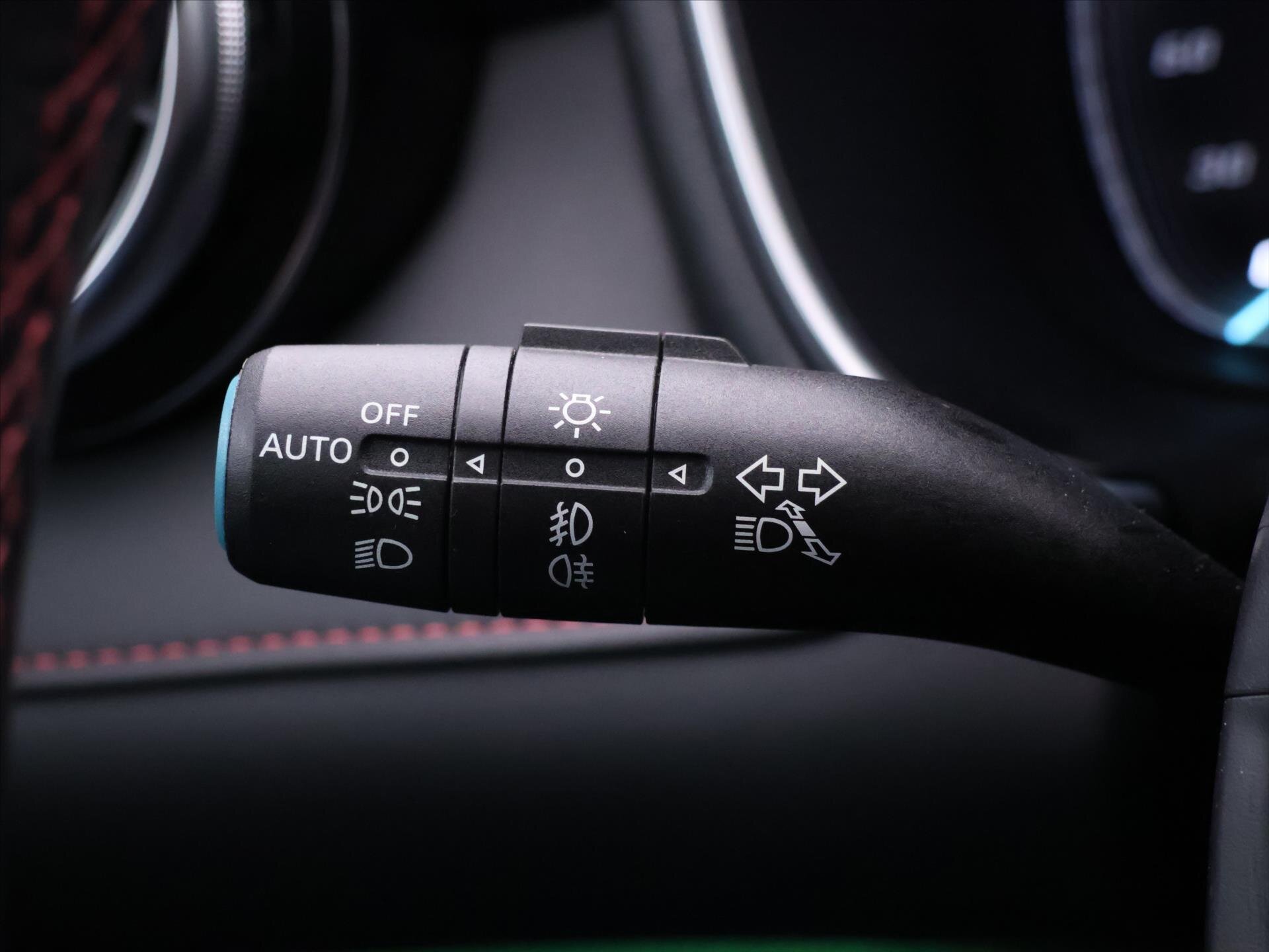 MG HS SUV / Terénní 1,5 l 119 kw