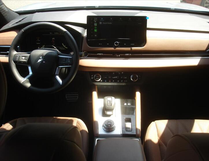 Mitsubishi Outlander 8