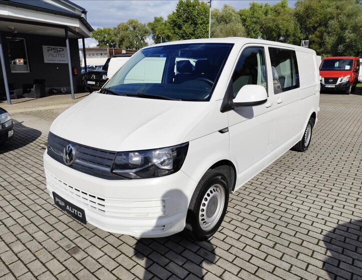 Volkswagen Transporter 1