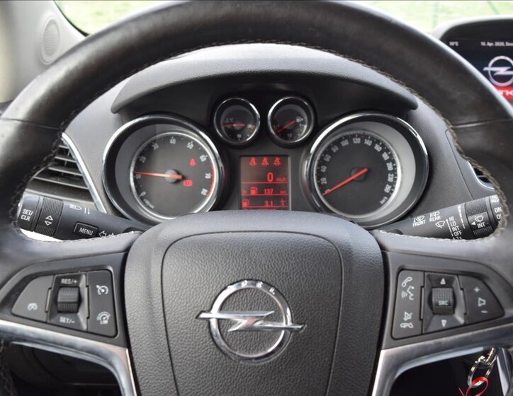 Opel Mokka SUV / Terénní 1,4 l 103 kw