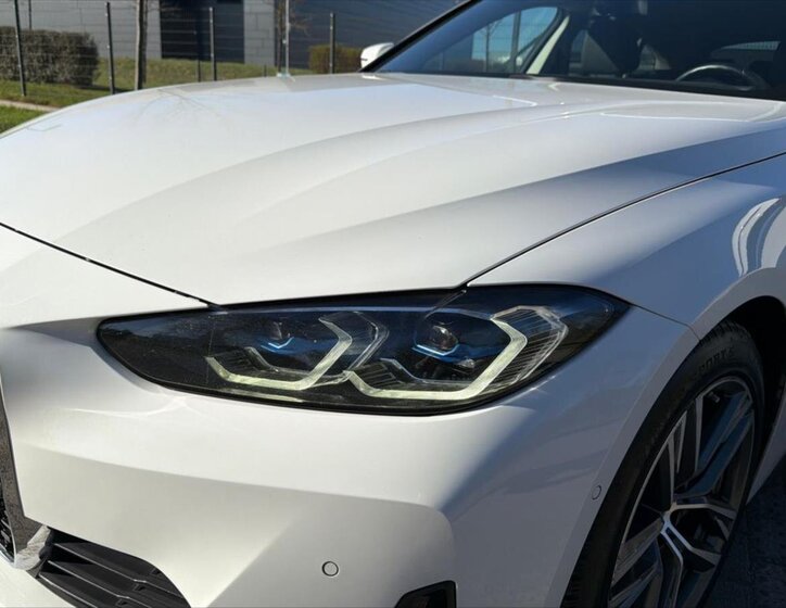 BMW Řada 4 Sedan / Limuzína 3,0 l 210 kw