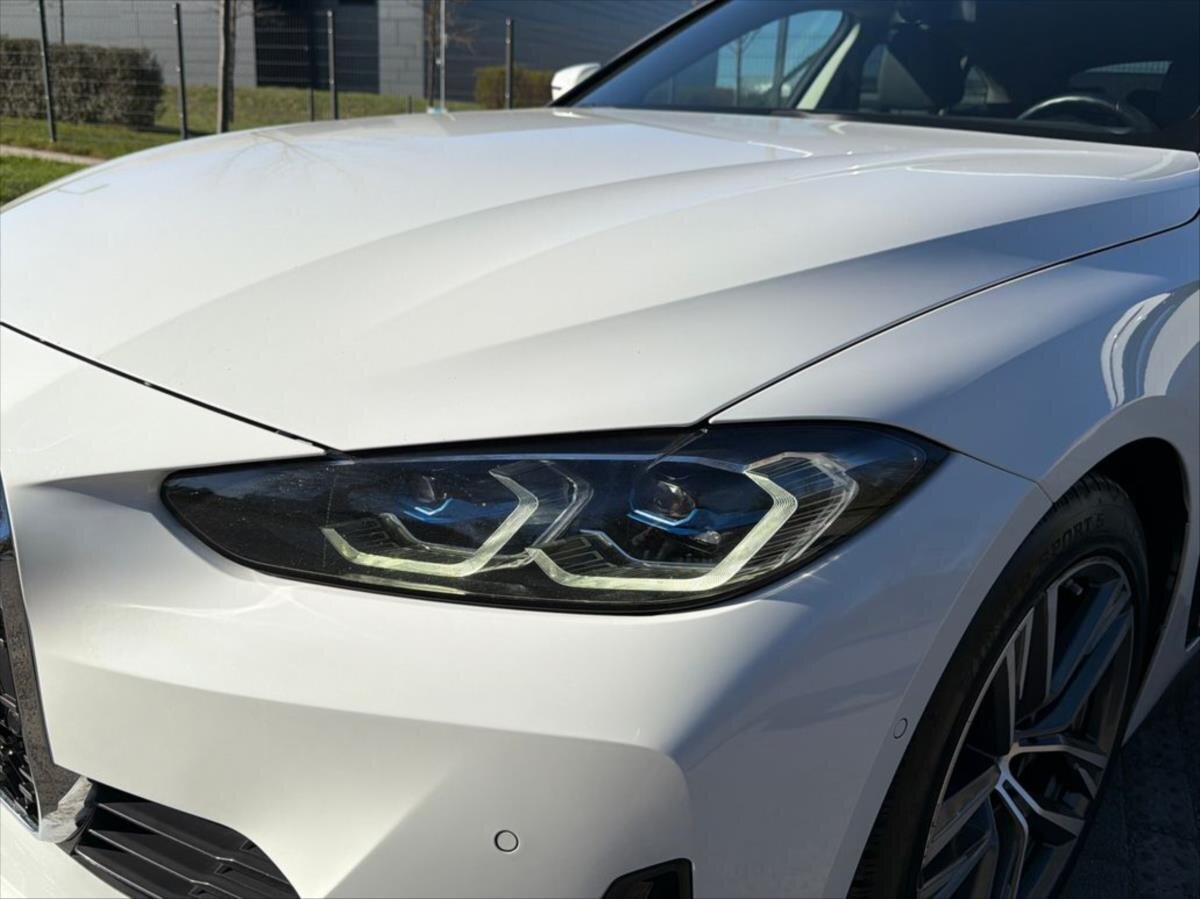 BMW Řada 4 Sedan / Limuzína 3,0 l 210 kw
