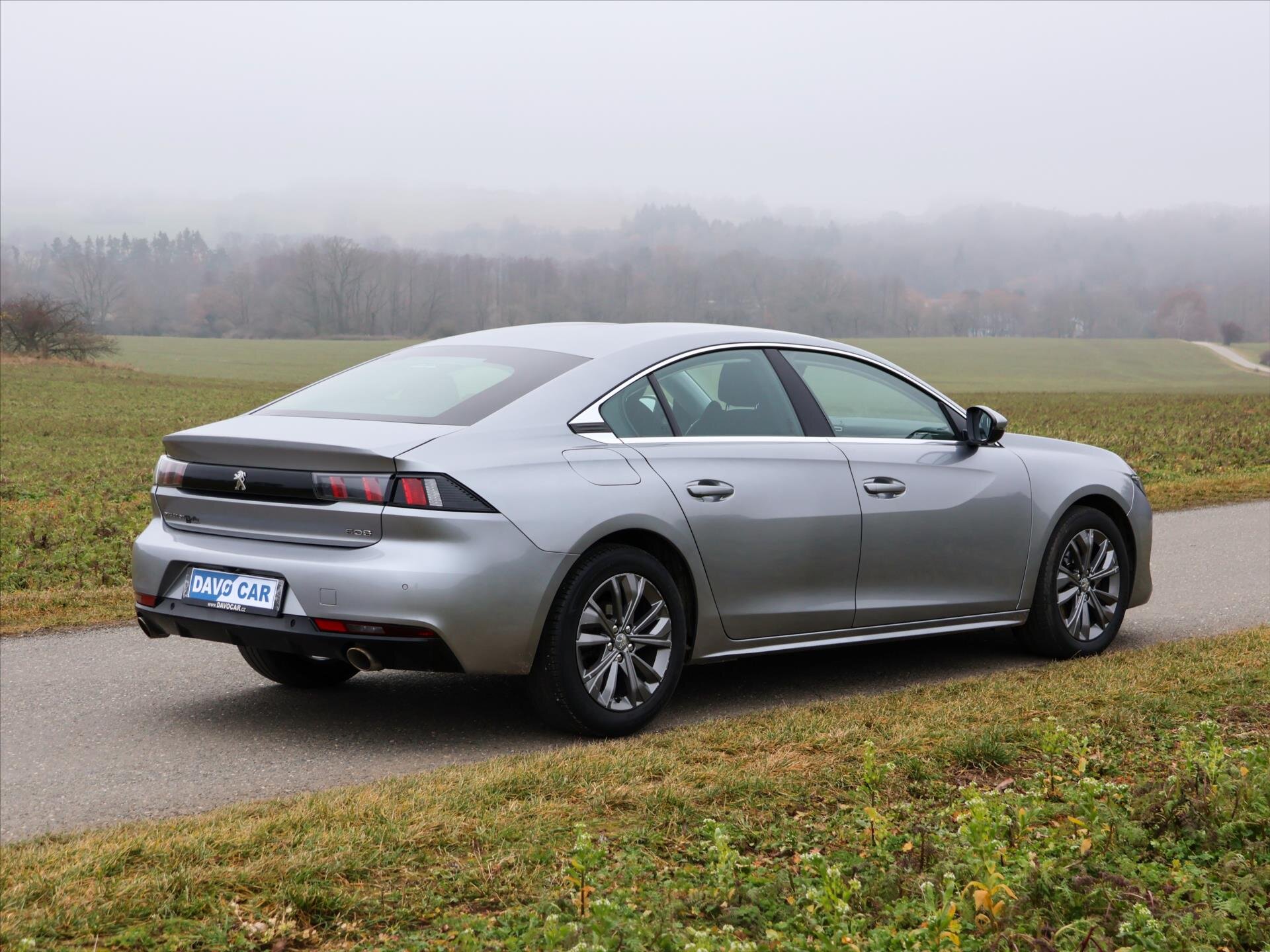 Peugeot 508 Liftback 1,6 l 133 kw