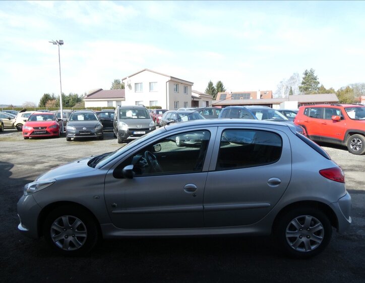 Peugeot 206 Hatchback 1,1 l 44 kw