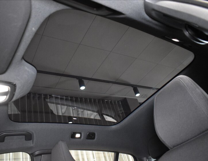 Volvo C40 SUV / Terénní 0,0 185 kw