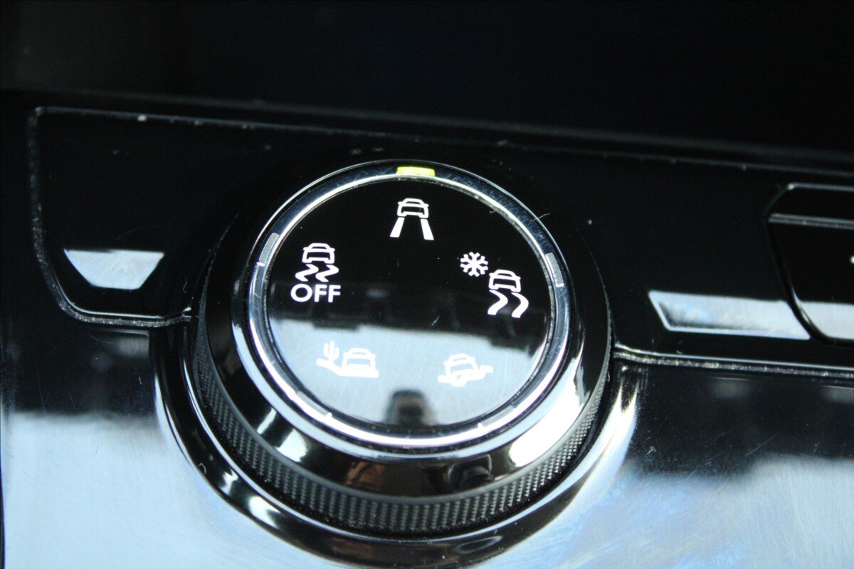 Peugeot 3008 SUV / Terénní 1,2 l 96 kw