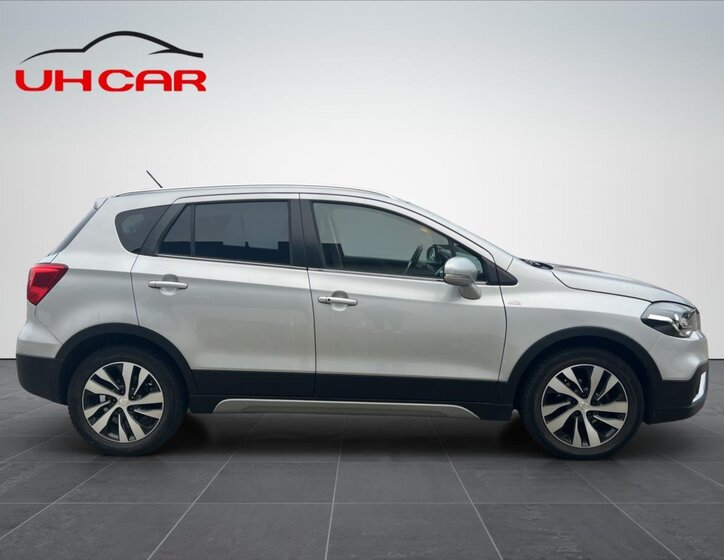 Suzuki SX4 S-Cross 4