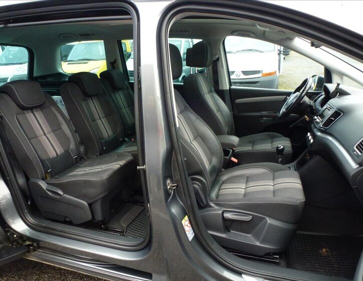 Volkswagen Sharan Kombi 2,0 l 125 kw