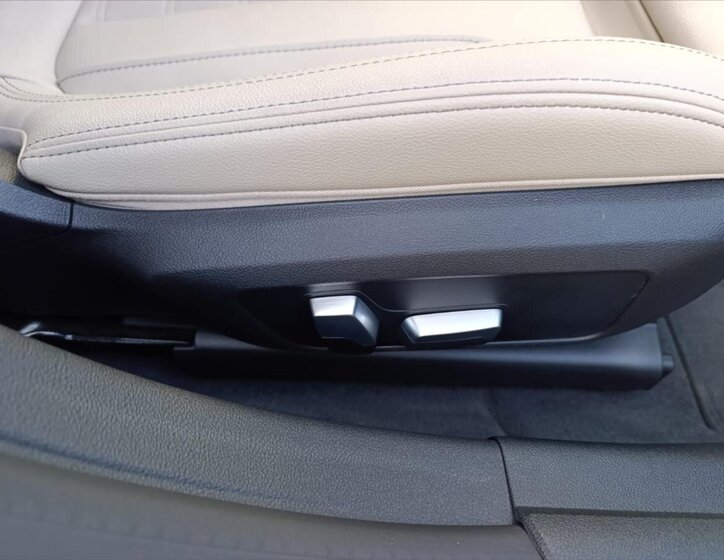 BMW i4 Sedan / Limuzína 0,0 400 kw